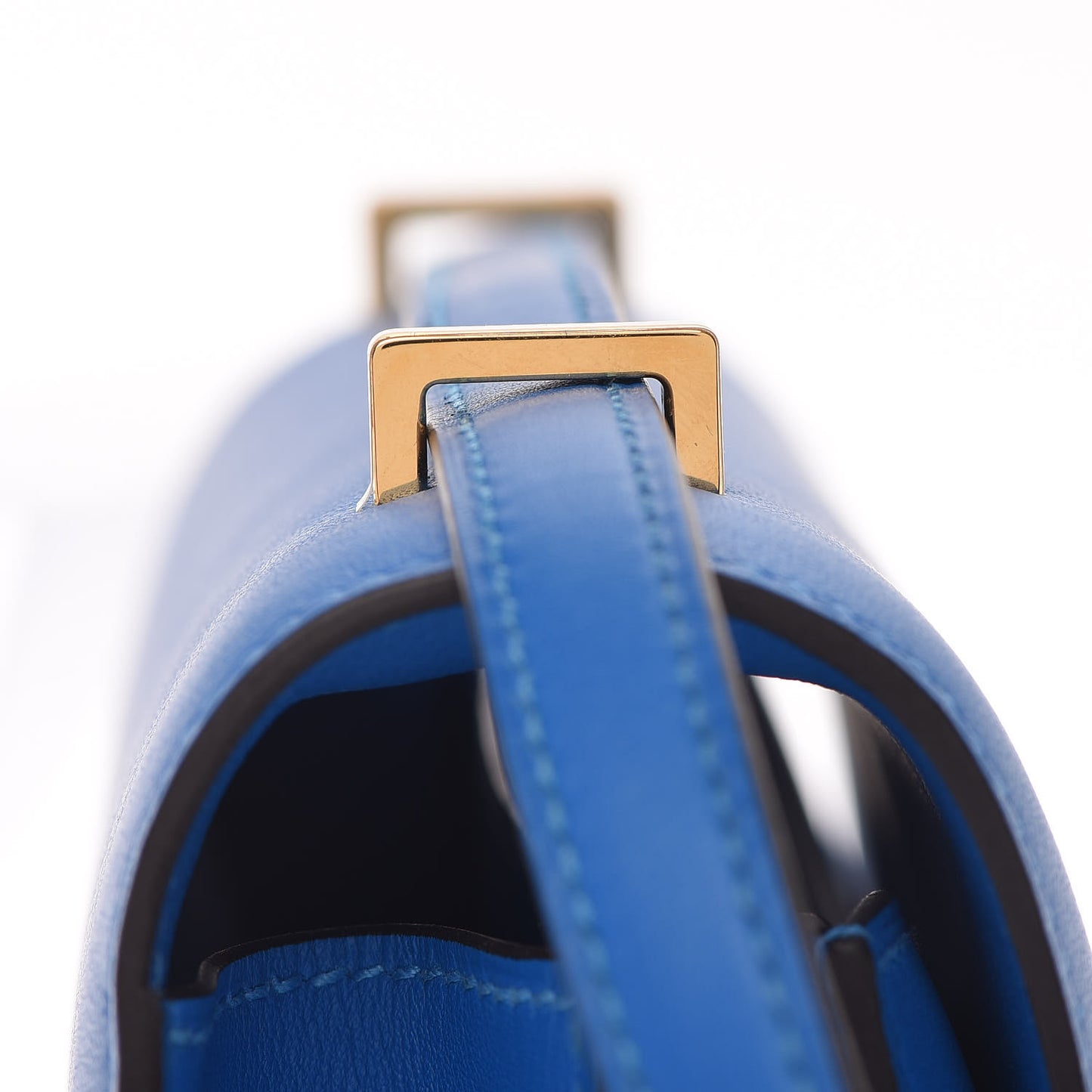 Swift Constance 18 Bleu Hydra