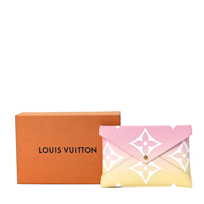 Louis Vuitton Monogram Giant By The Pool Large Kirigami Pochette Pink 7 of 8