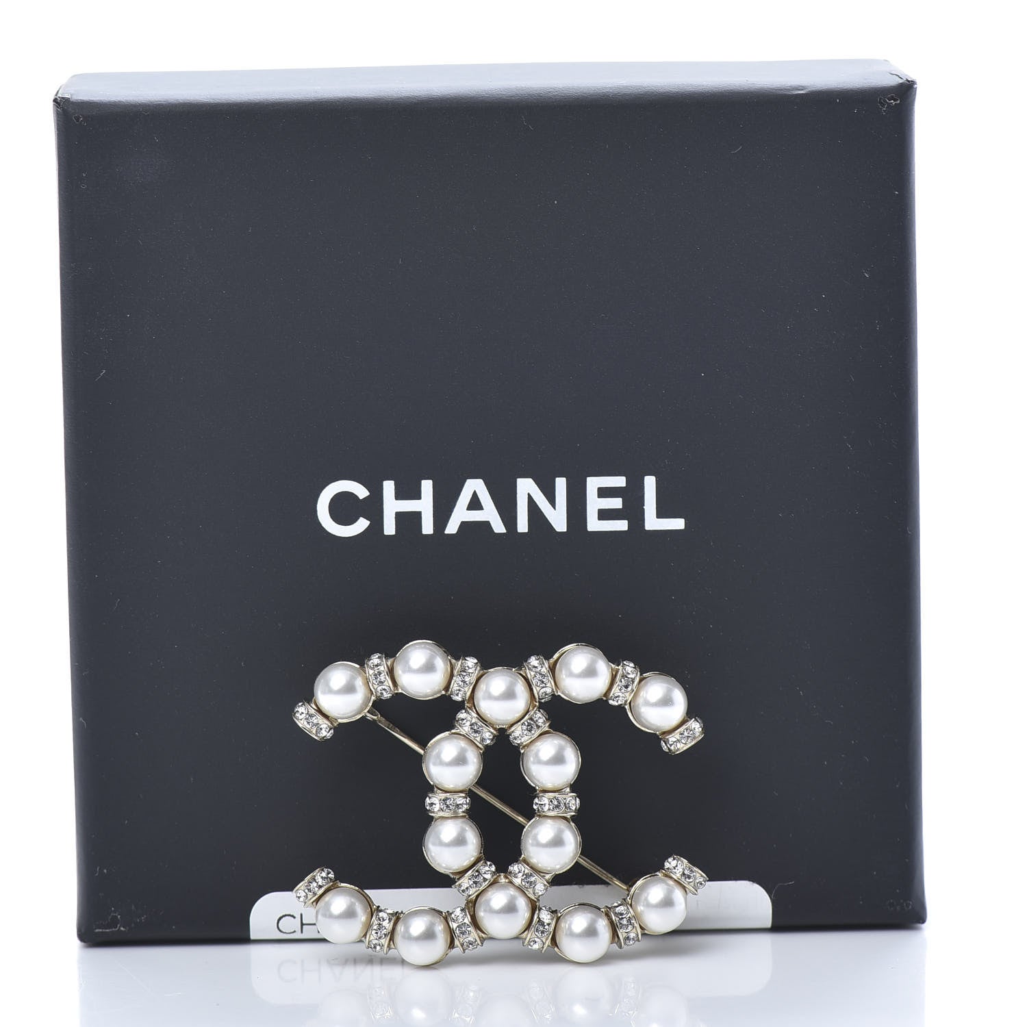 Chanel Pearl Crystal Nefertiti CC Brooch Gold 5 of 5