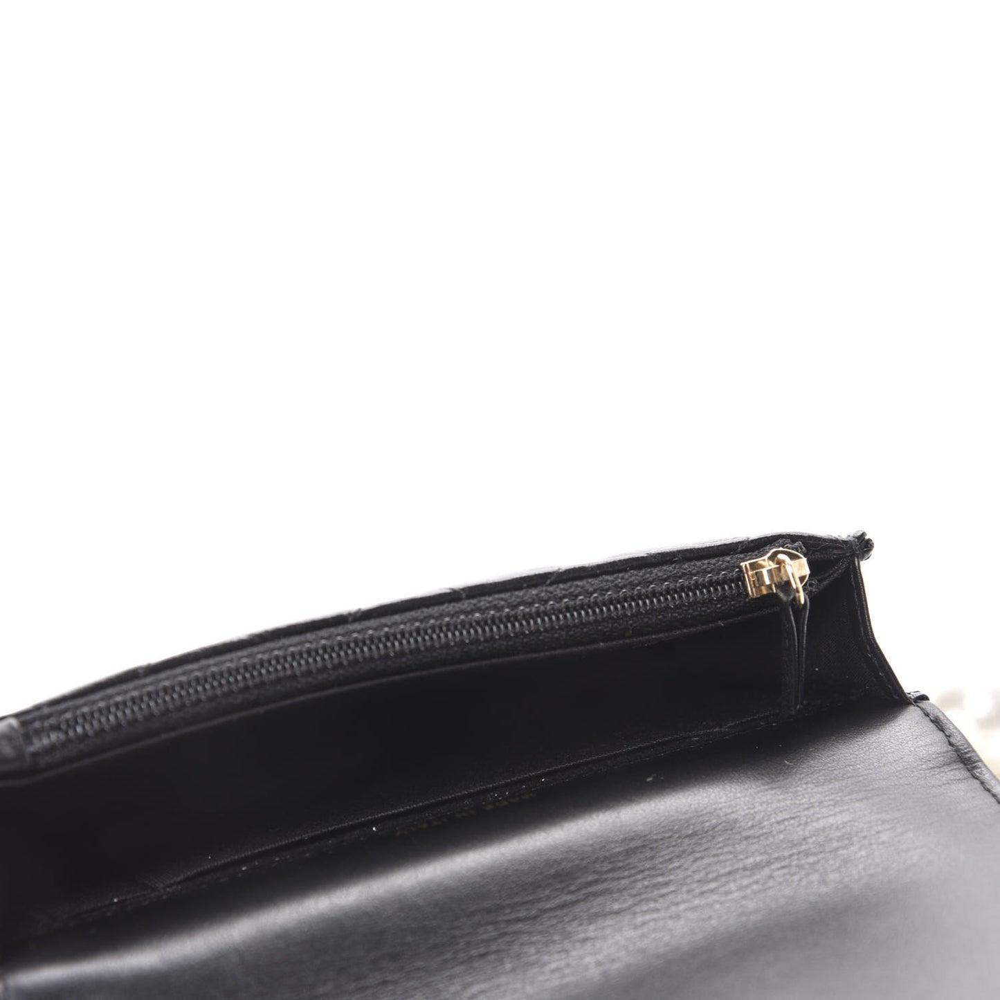 Calfskin Quilted Maxi Pearls Clutch With Chain Black