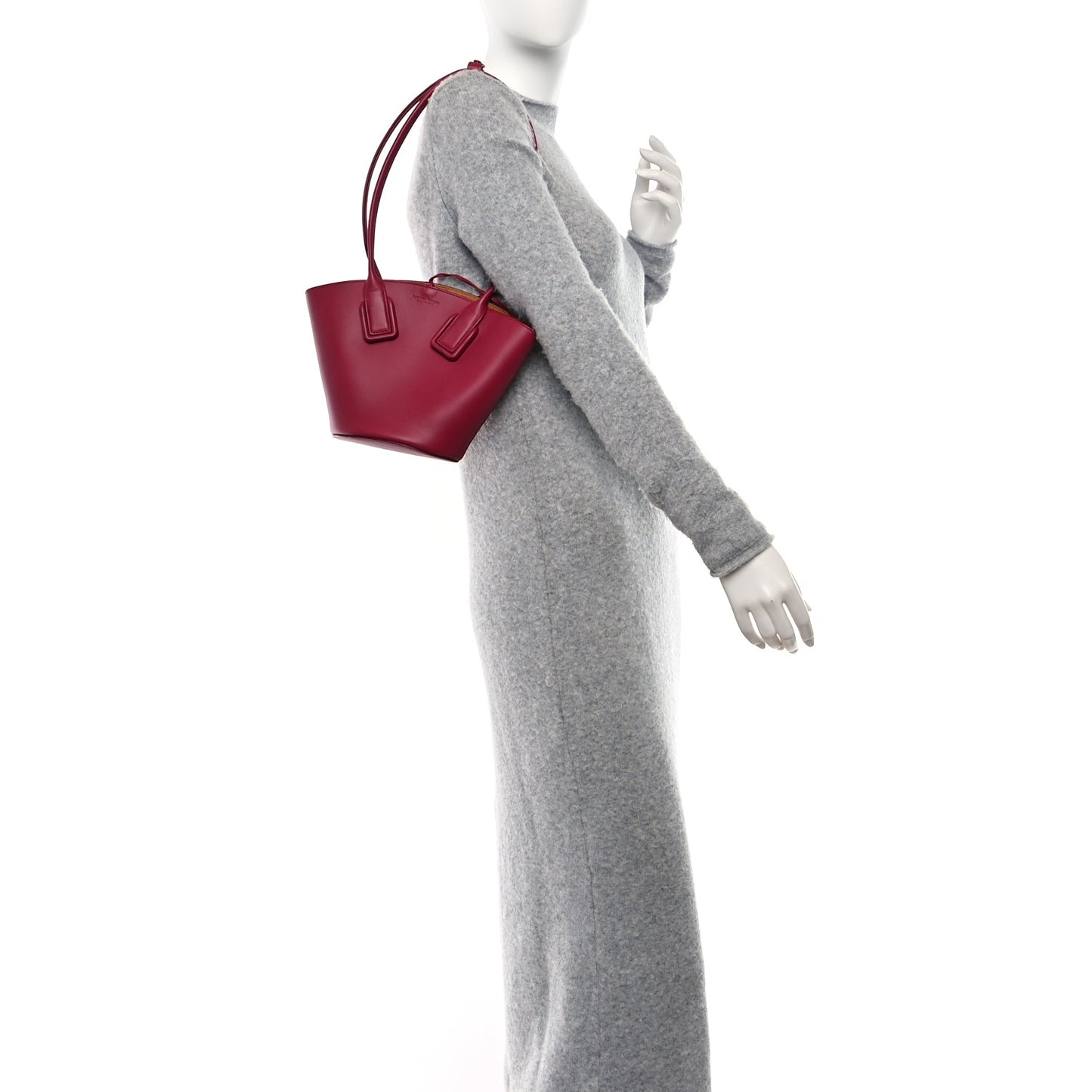 Calfskin Small Basket Tote Amaranto