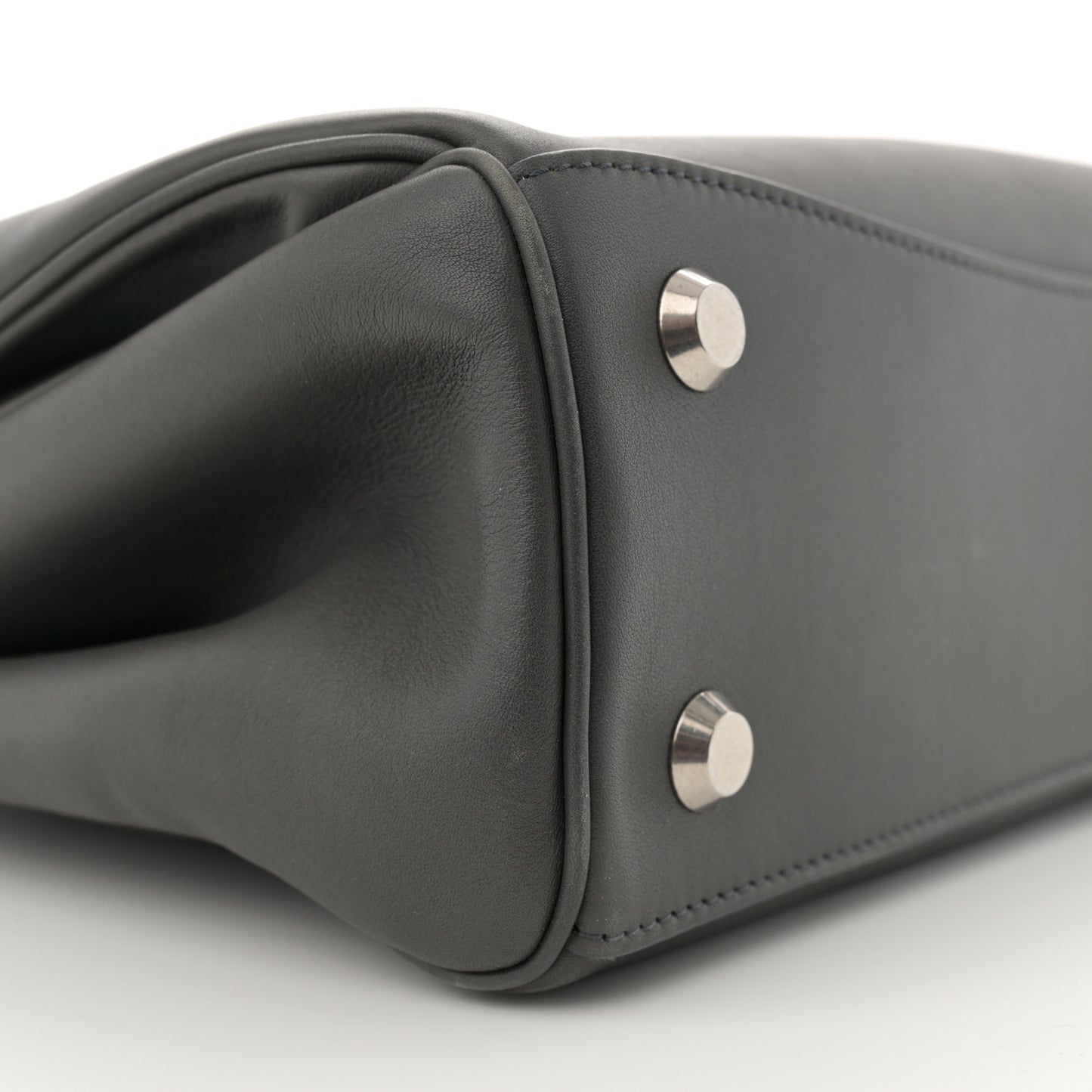 Natural Smooth Calfskin Medium Rodeo Top Handle Handbag Grey