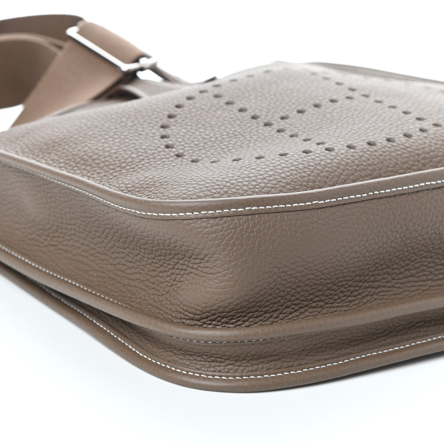 Hermes Taurillon Clemence Evelyne III PM Etoupe 8 of 9