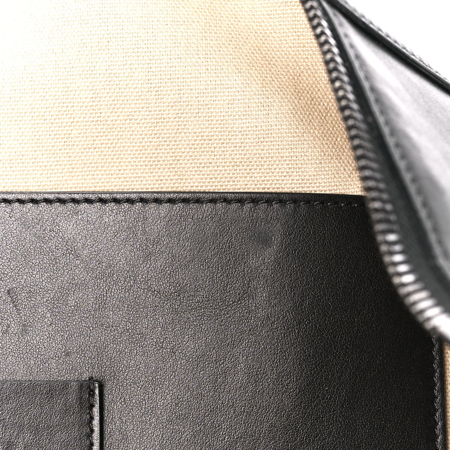 Smooth Calfskin Large Soft Antigona Black