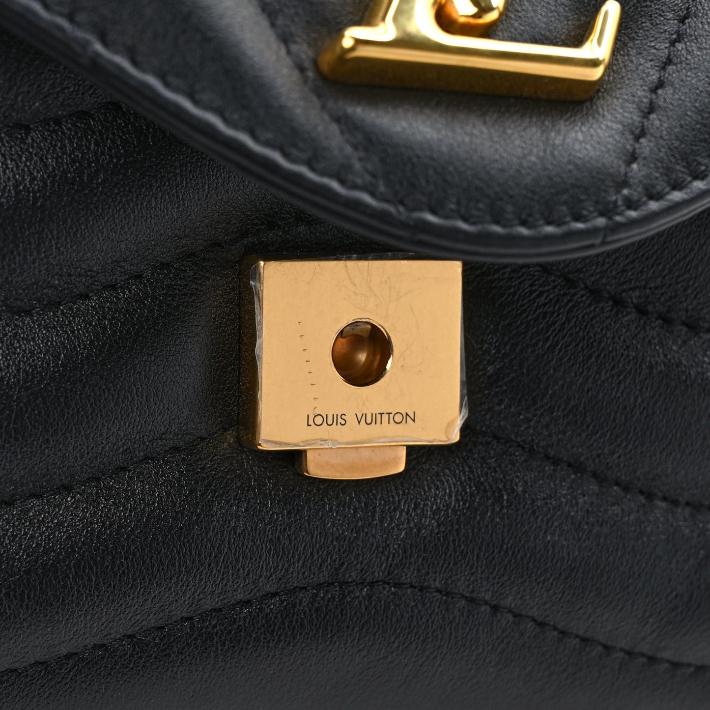 Calfskin Hold Me New Wave Black