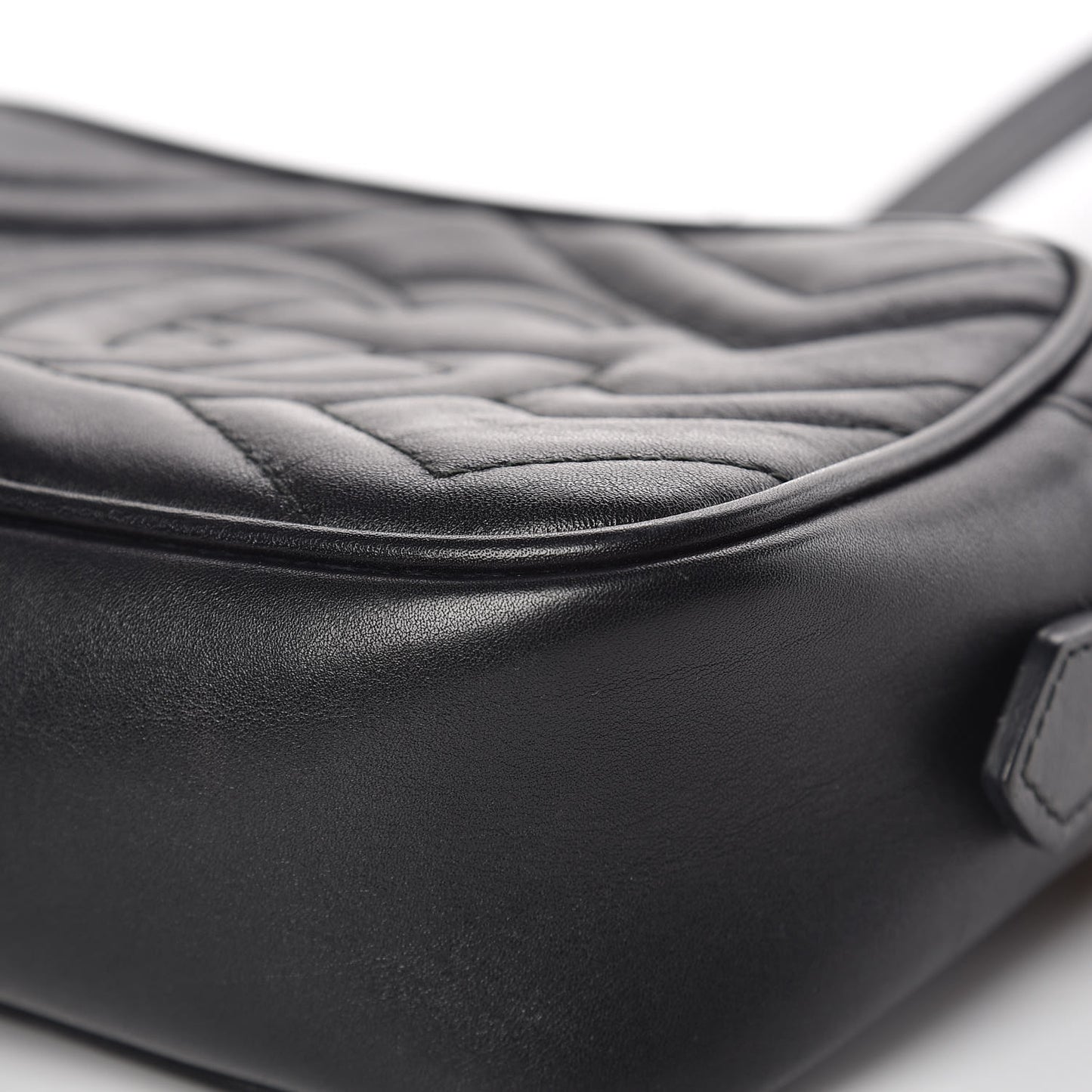 Calfskin Matelasse Mini GG Marmont Chain Shoulder Bag Black