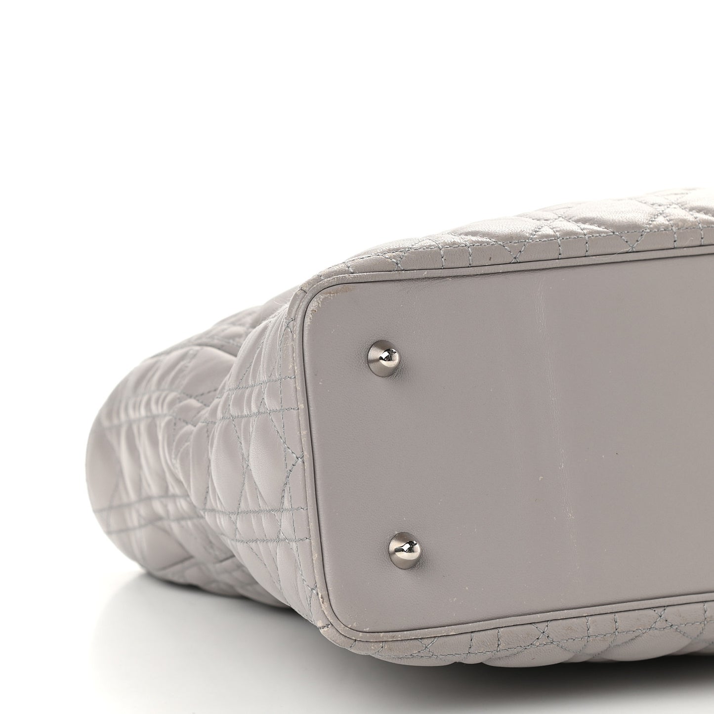 Lambskin Cannage XL Lady Dior Light Grey