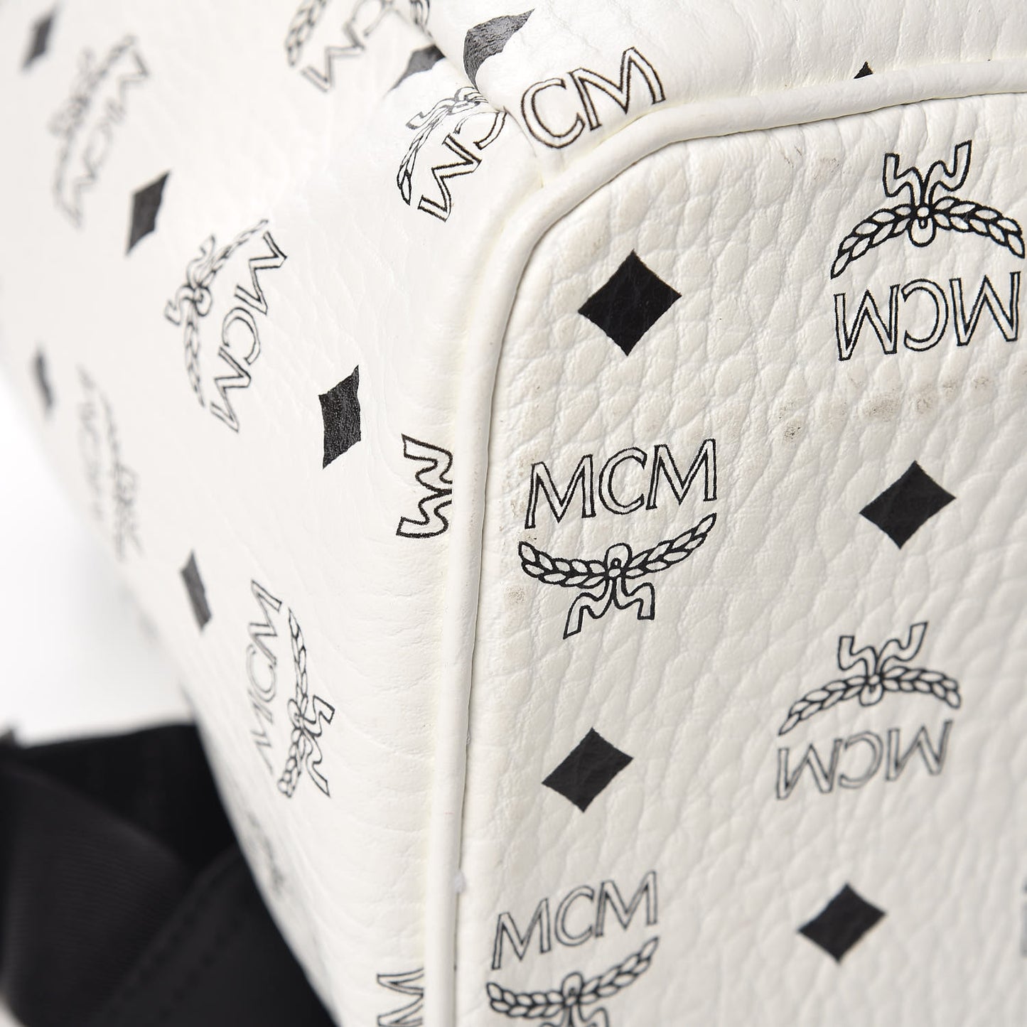 Visetos Medium Stark Backpack White
