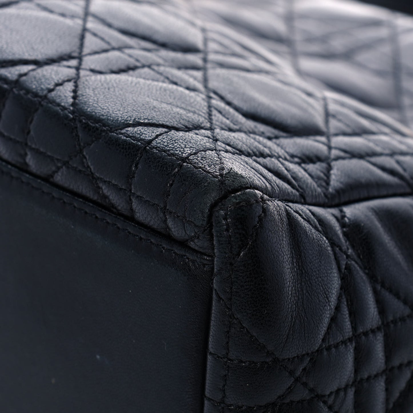 Lambskin Cannage Medium Lady Dior Black
