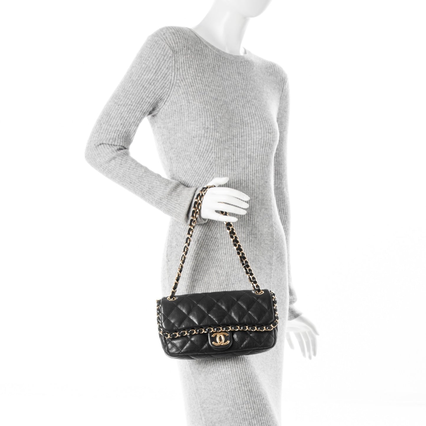 Calfskin Quilted Medium Chain Me Flap Black