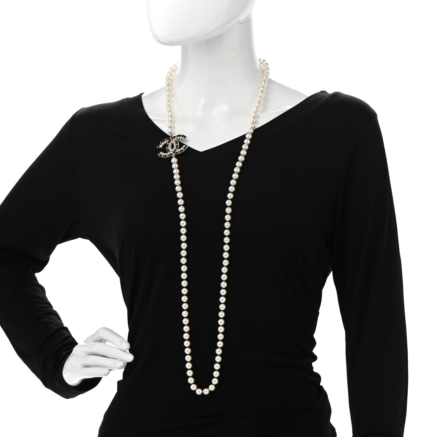 Pearl Lambskin CC Vintage Allure Necklace Gold