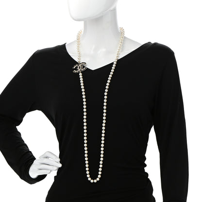 Chanel Pearl Lambskin CC Vintage Allure Necklace Gold 6 of 7