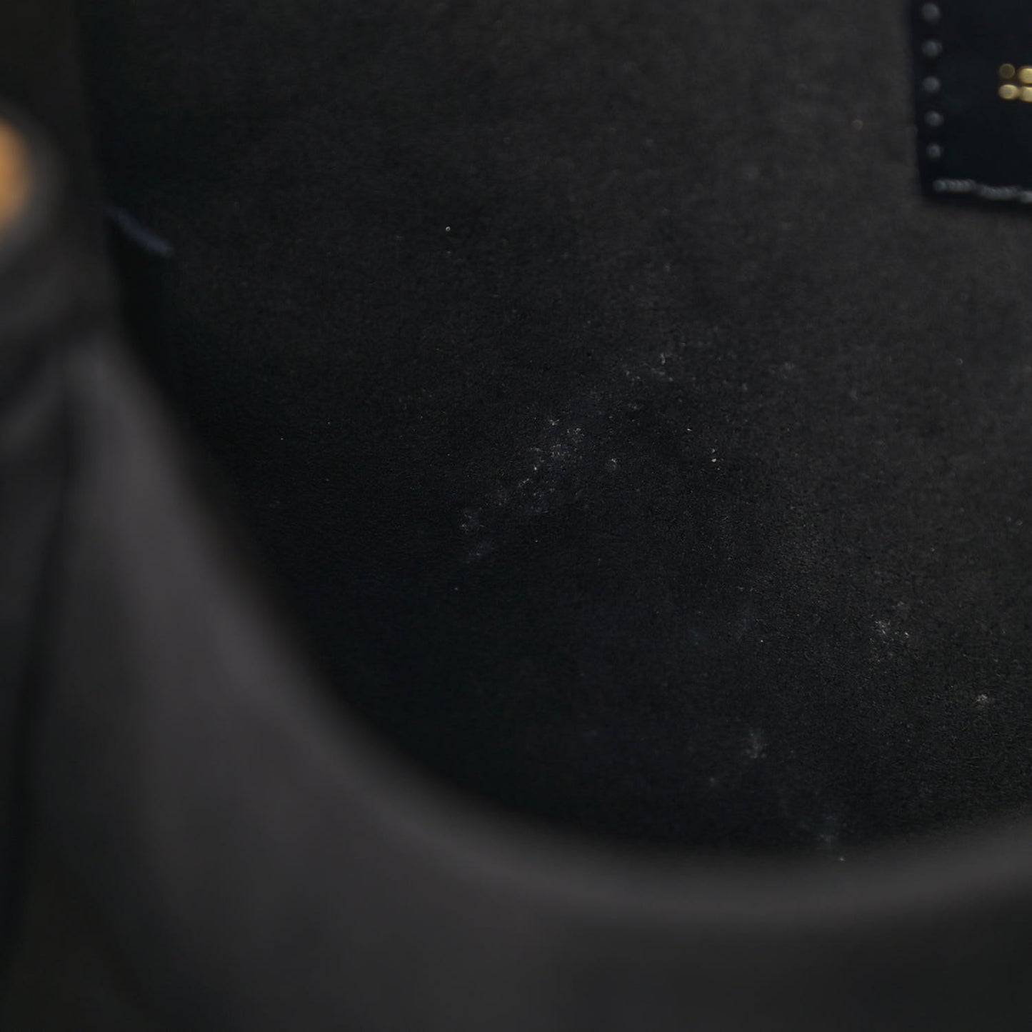 Reverse Monogram Pochette Metis