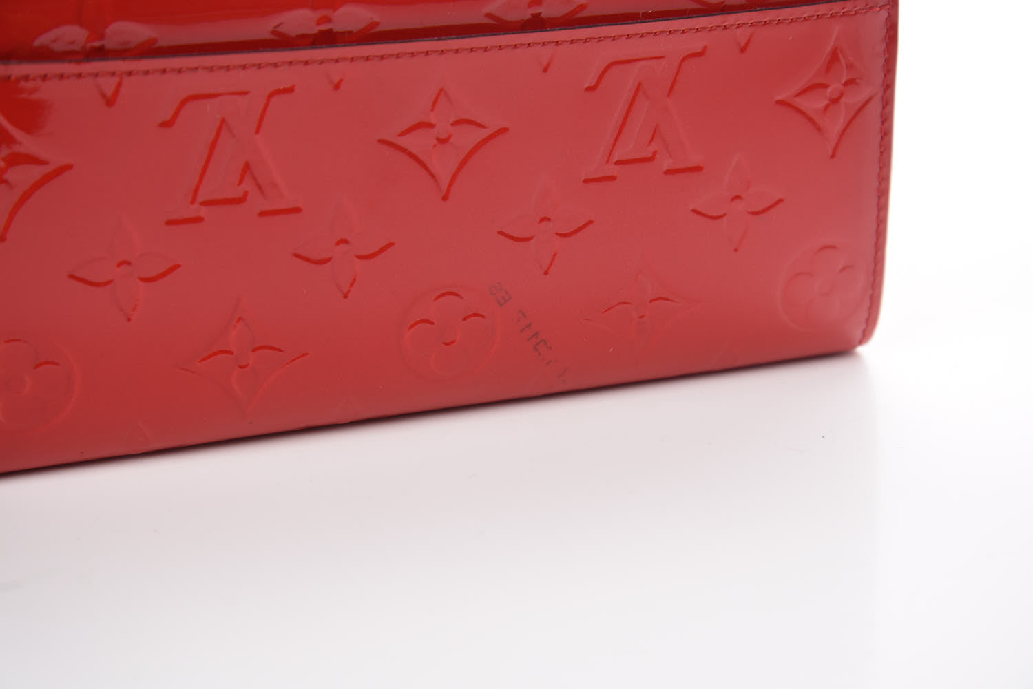 Louis Vuitton Vernis Sarah Wallet NM Cherry 4 of 11