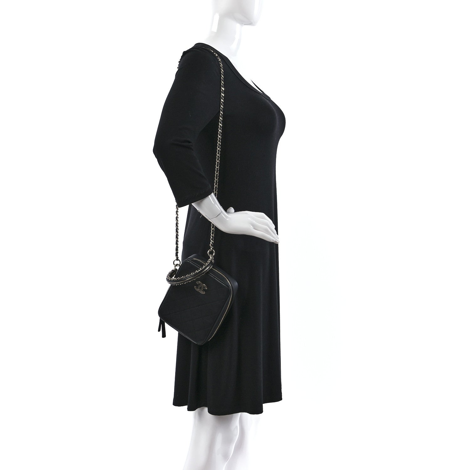 Chanel Calfskin Stitched Cup Of Tea Vanity Case Black 2 of 9