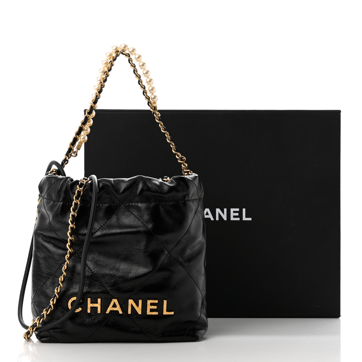Shiny Crumpled Calfskin Quilted Pearl Mini Chanel 22 Black