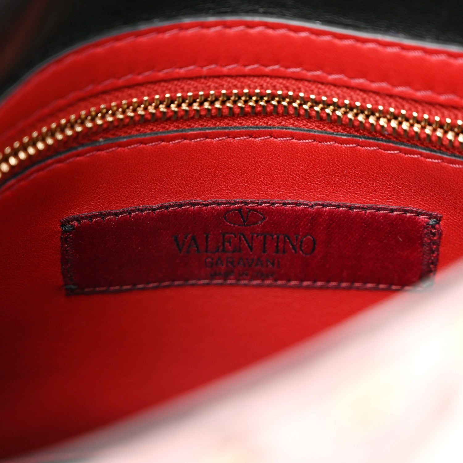 Valentino Garavani Metallic Wrinkled Lambskin Medium Rockstud Spike Shoulder Bag Lipstick 6 of 10