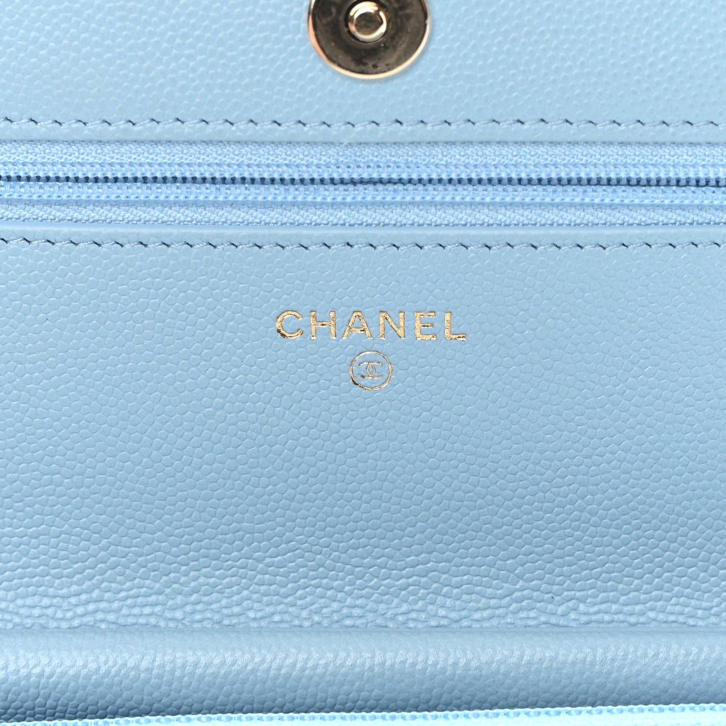 Caviar Quilted Crystal CC Wallet On Chain WOC Light Blue
