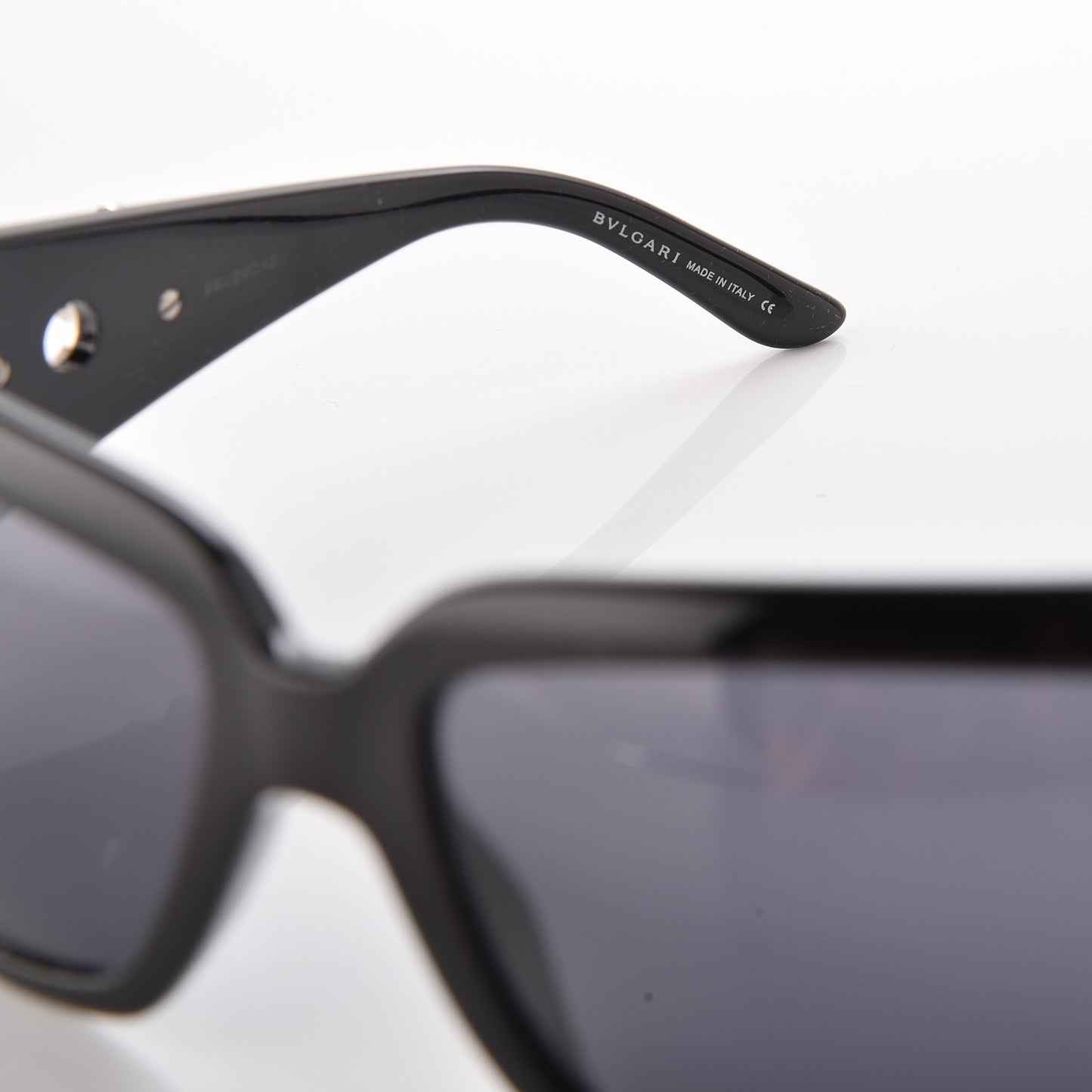 Flower Crystal 857-B Sunglasses Black