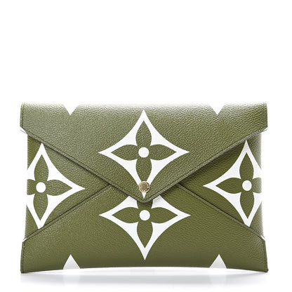 Louis Vuitton Monogram Giant Kirigami Pochette Set 2 of 11