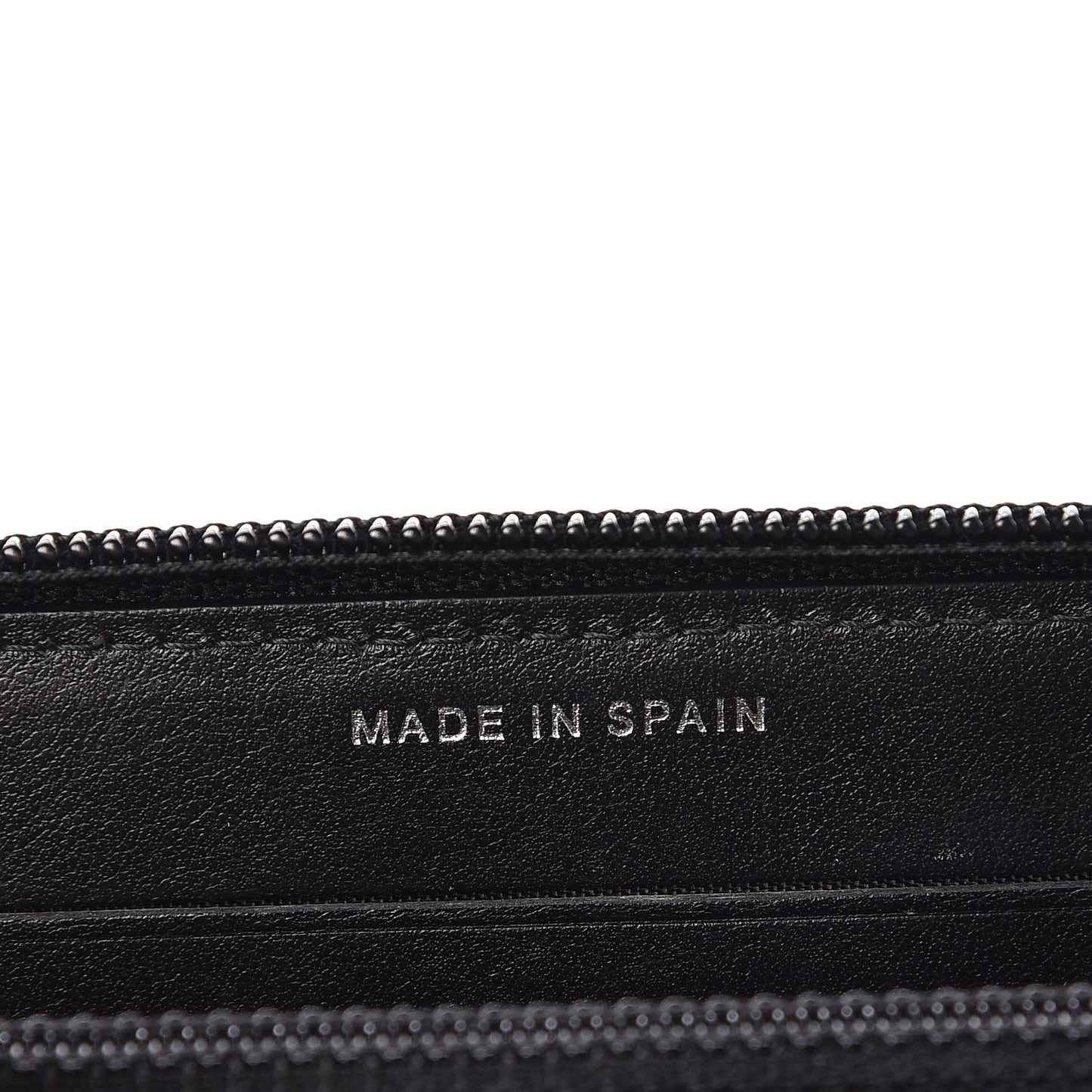 Caviar Quilted Small Boy Zip Around Wallet Black
