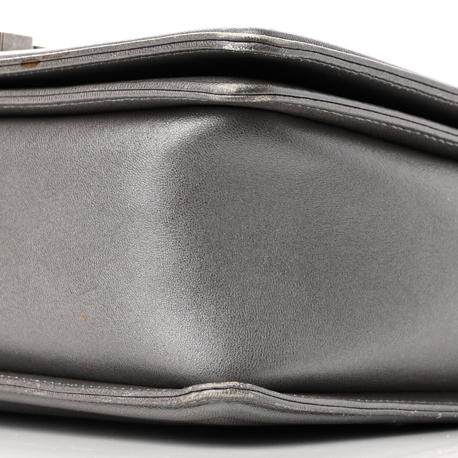 Chanel Metallic Lambskin Stingray Quilted Medium Boy Flap Silver 10 of 13