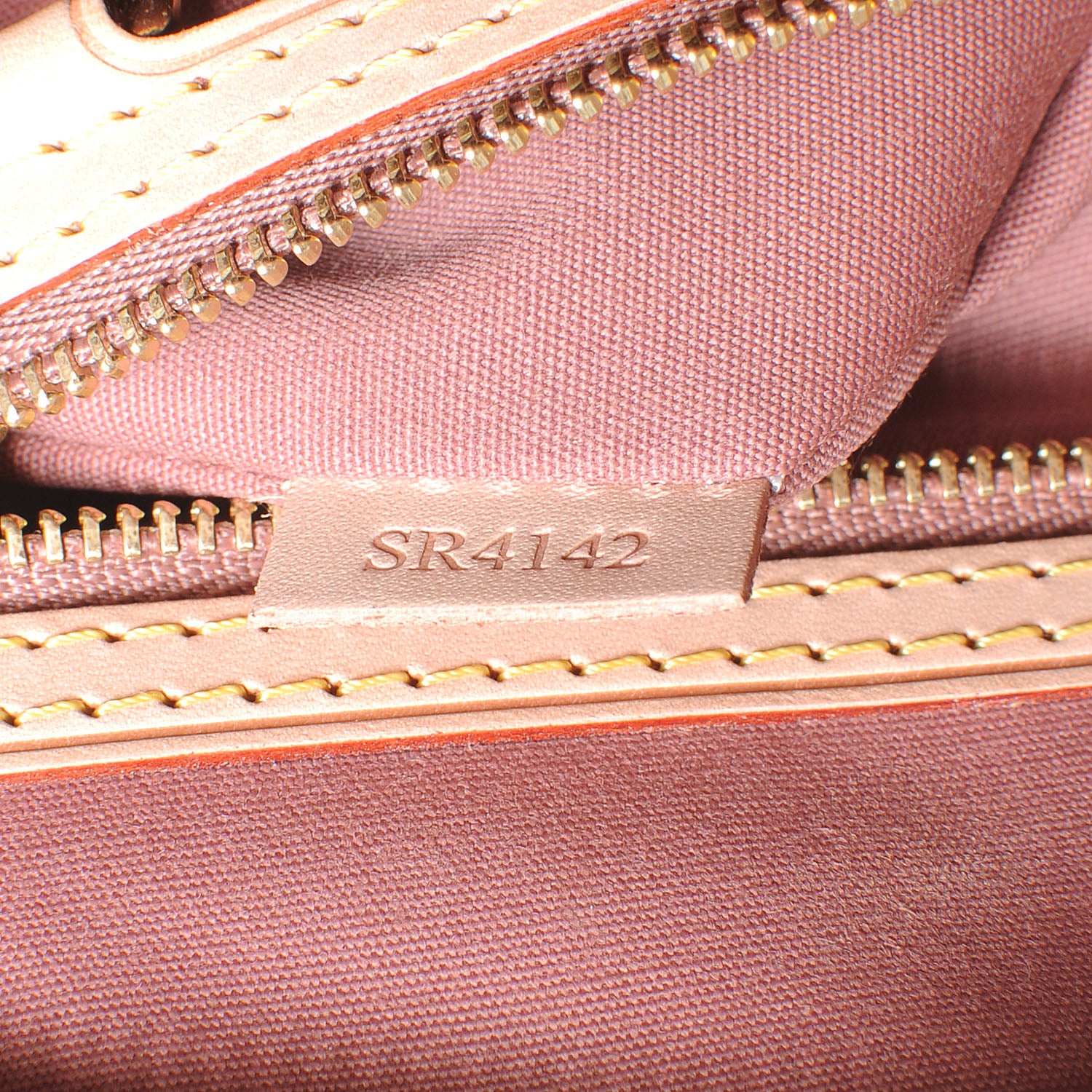 Louis Vuitton Vernis Brea GM Rose Velours 8 of 8