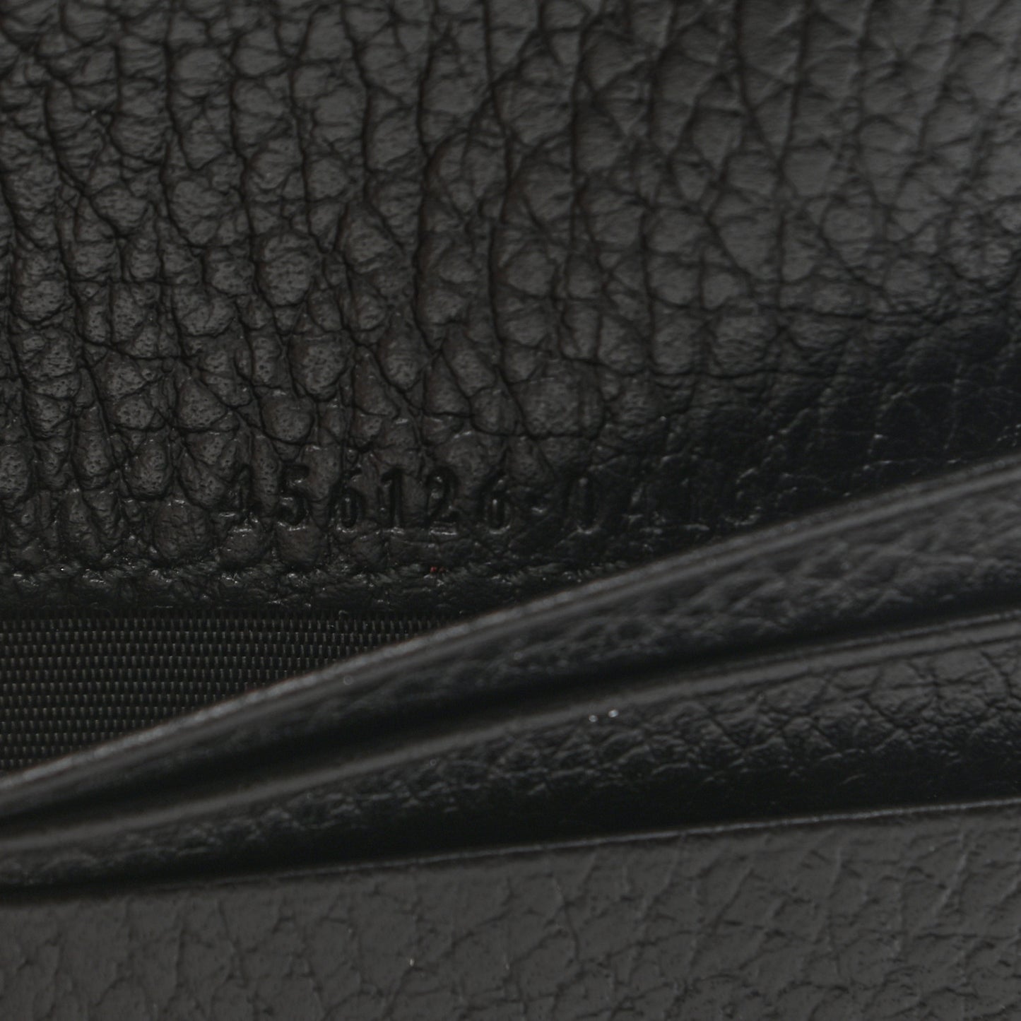 Pebbled Calfskin GG Marmont Card Case Black