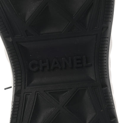 Chanel Fabric Calfskin Suede CC Sneakers 40 White Black 7 of 8