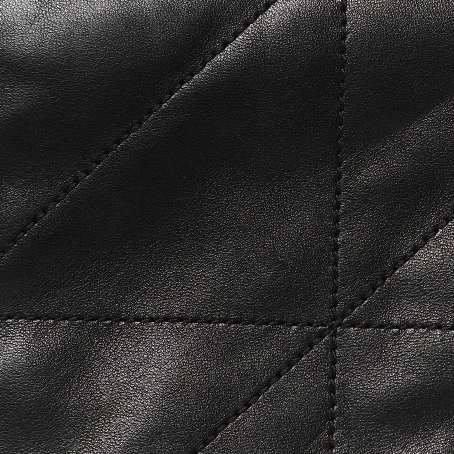 Lambskin Matelasse Monogram Small Jamie 4.3 Black