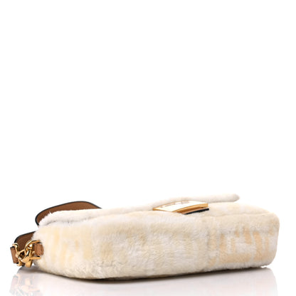 Fendi Shearling Vitello Dolce Macro FF 1974 Baguette White Ice Cuoio Miele Scuro 4 of 8