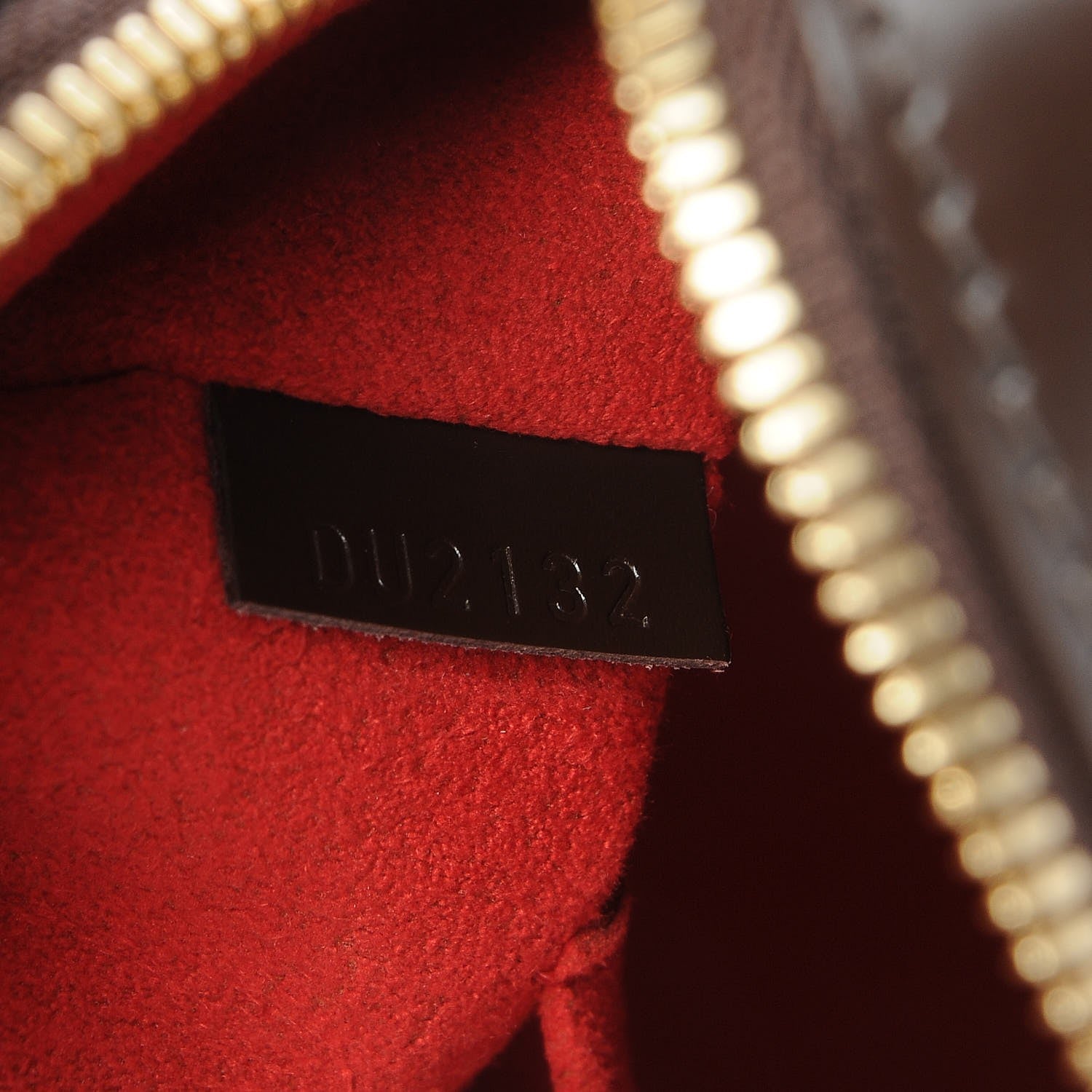 Louis Vuitton Damier Ebene Berkeley 8 of 8