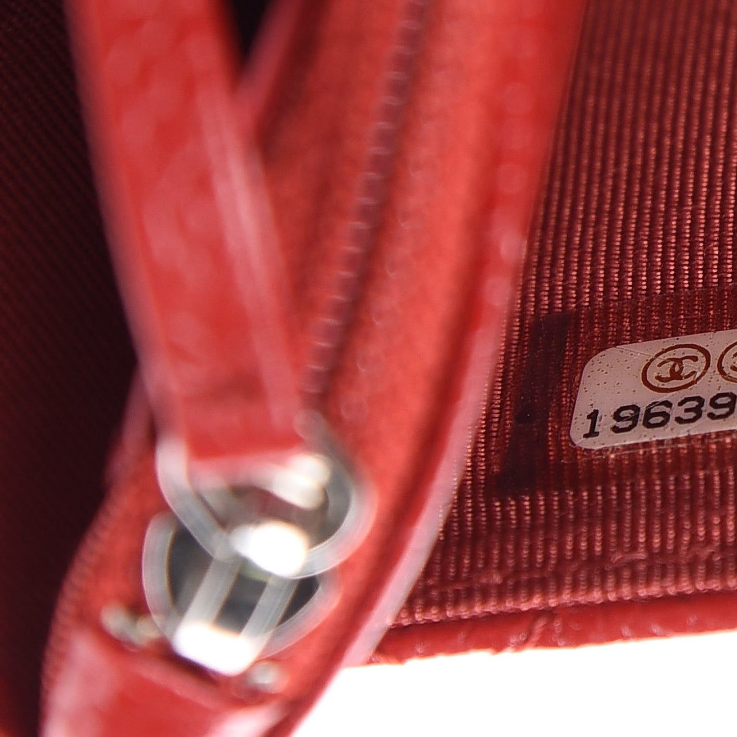 Caviar Quilted Wallet on Chain WOC Red