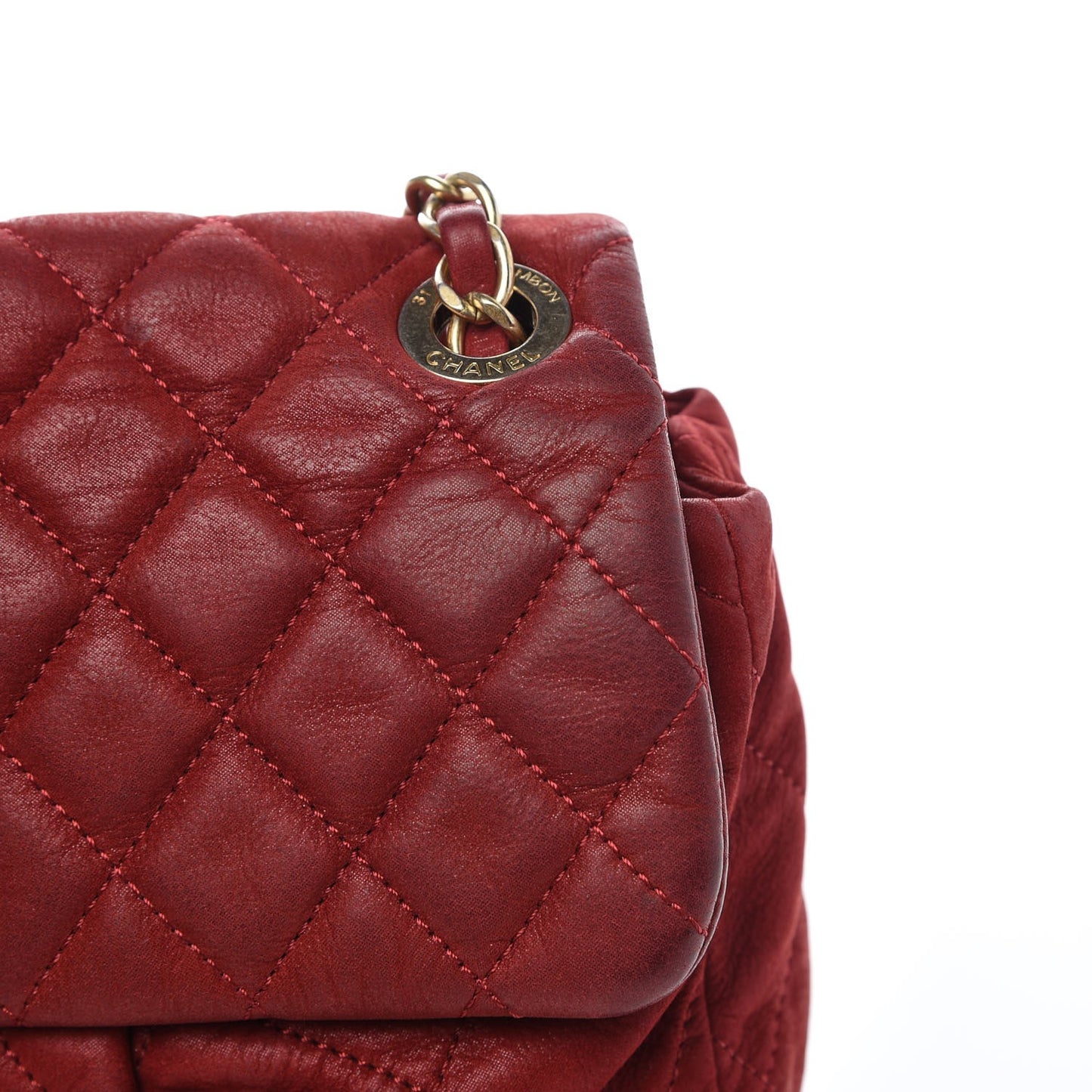 Iridescent Calfskin Large Chic Quilt Flap Red