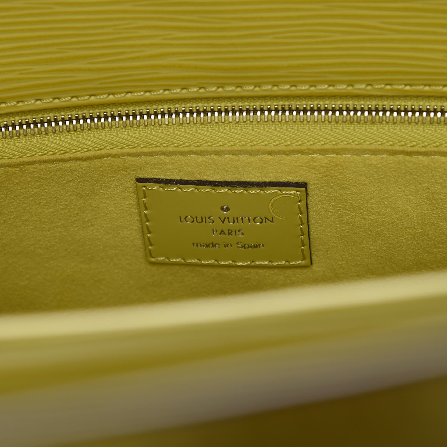 Louis Vuitton Epi Marly BB Pistache 7 of 7
