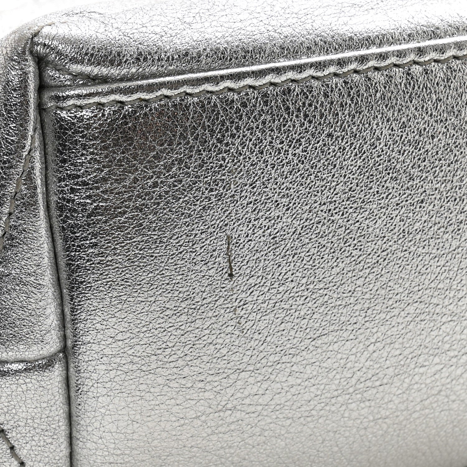 Saint Laurent Metallic Lambskin Quilted Sade Puffer Envelope Clutch Argento 9 of 11