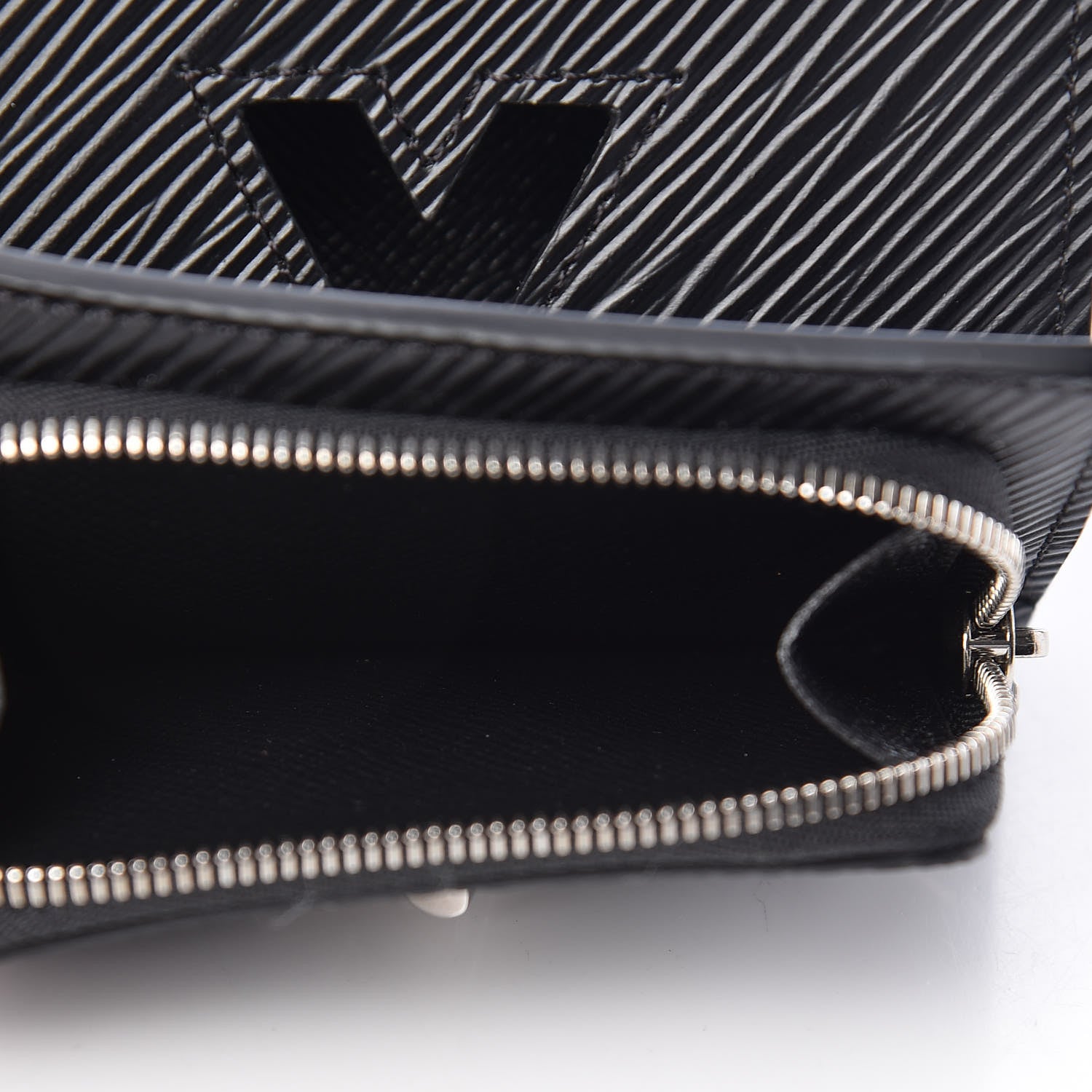 Louis Vuitton Epi Twist XS Wallet Black 6 of 8