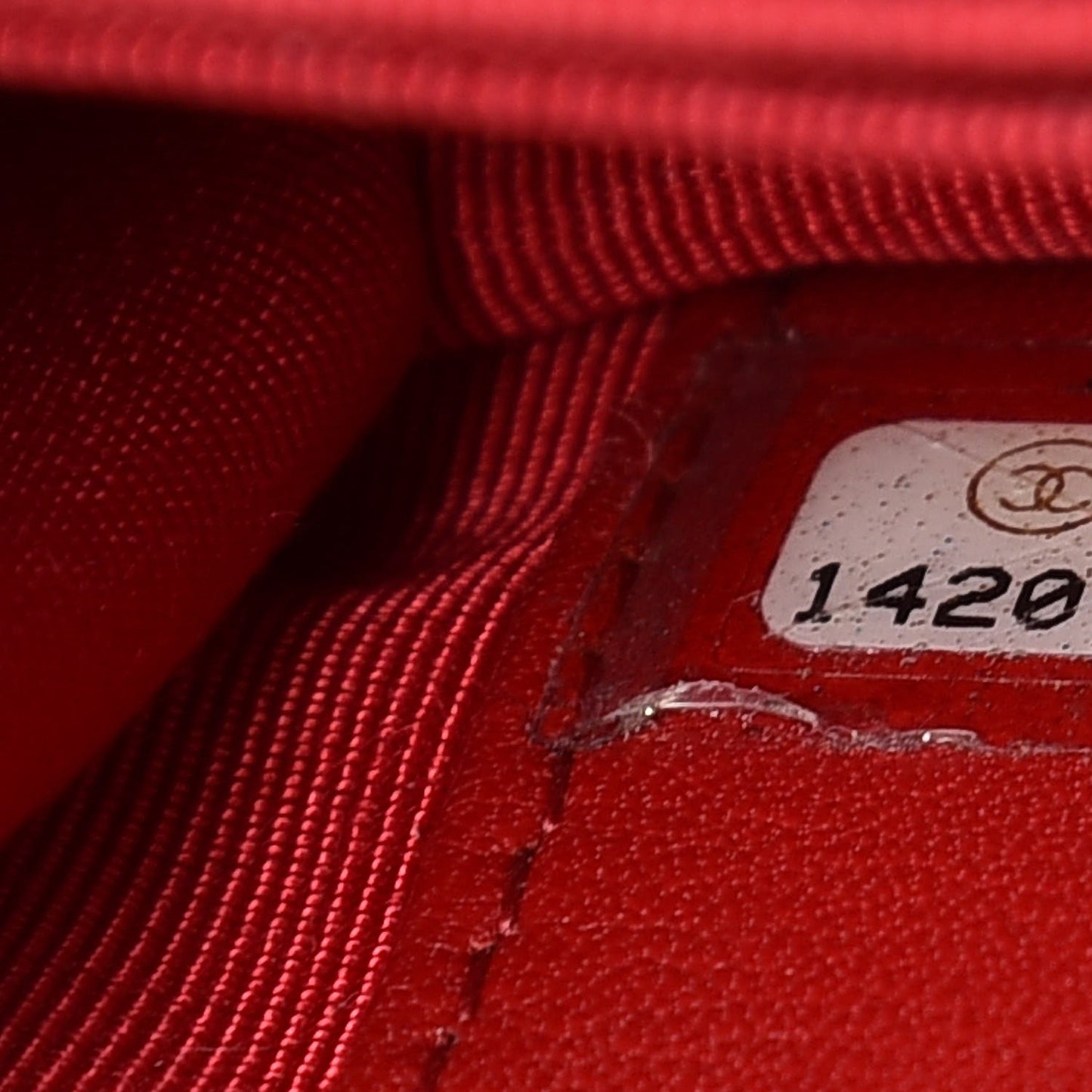 Patent Quilted Wallet On Chain WOC Red