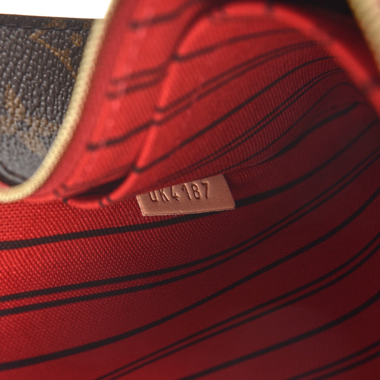 Louis Vuitton Monogram Neverfull MM GM Pochette Cherry 7 of 7