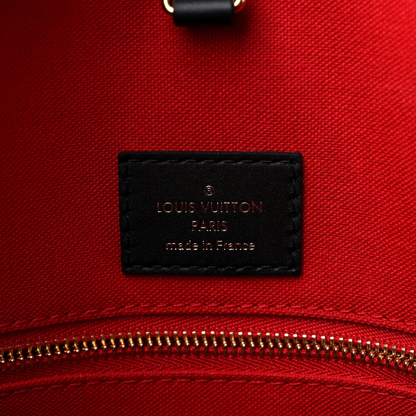 Reverse Monogram Giant Onthego MM