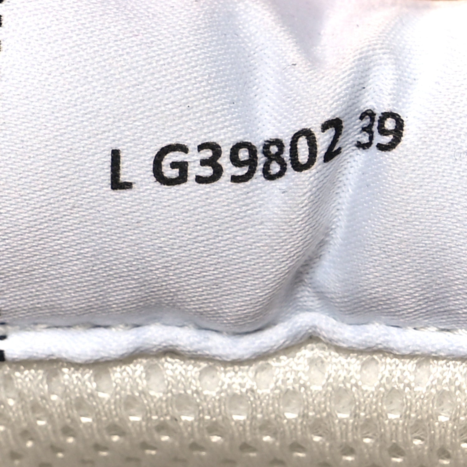 Chanel Suede Fabric Calfskin Womens CC Sneakers 39 White Light Gray 6 of 9
