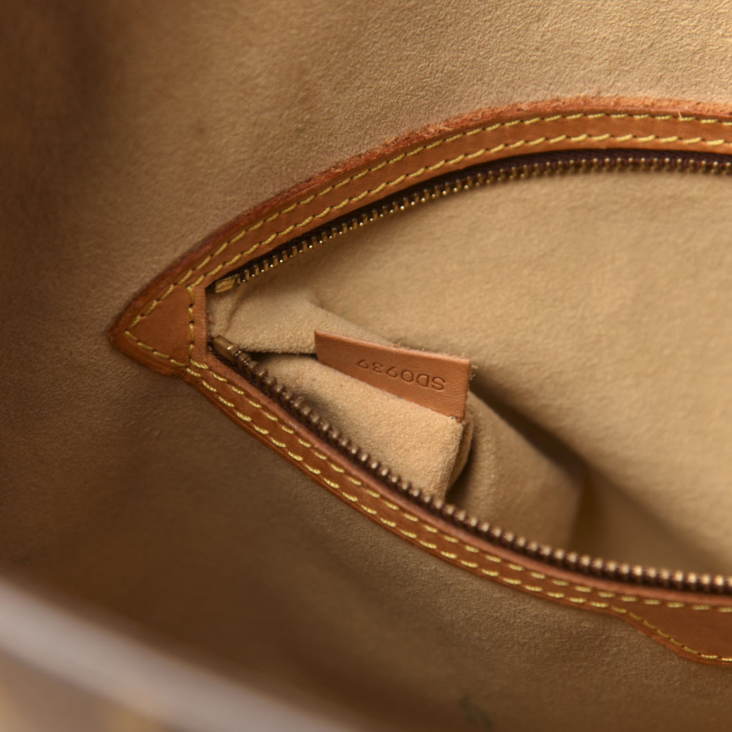 Monogram Babylone