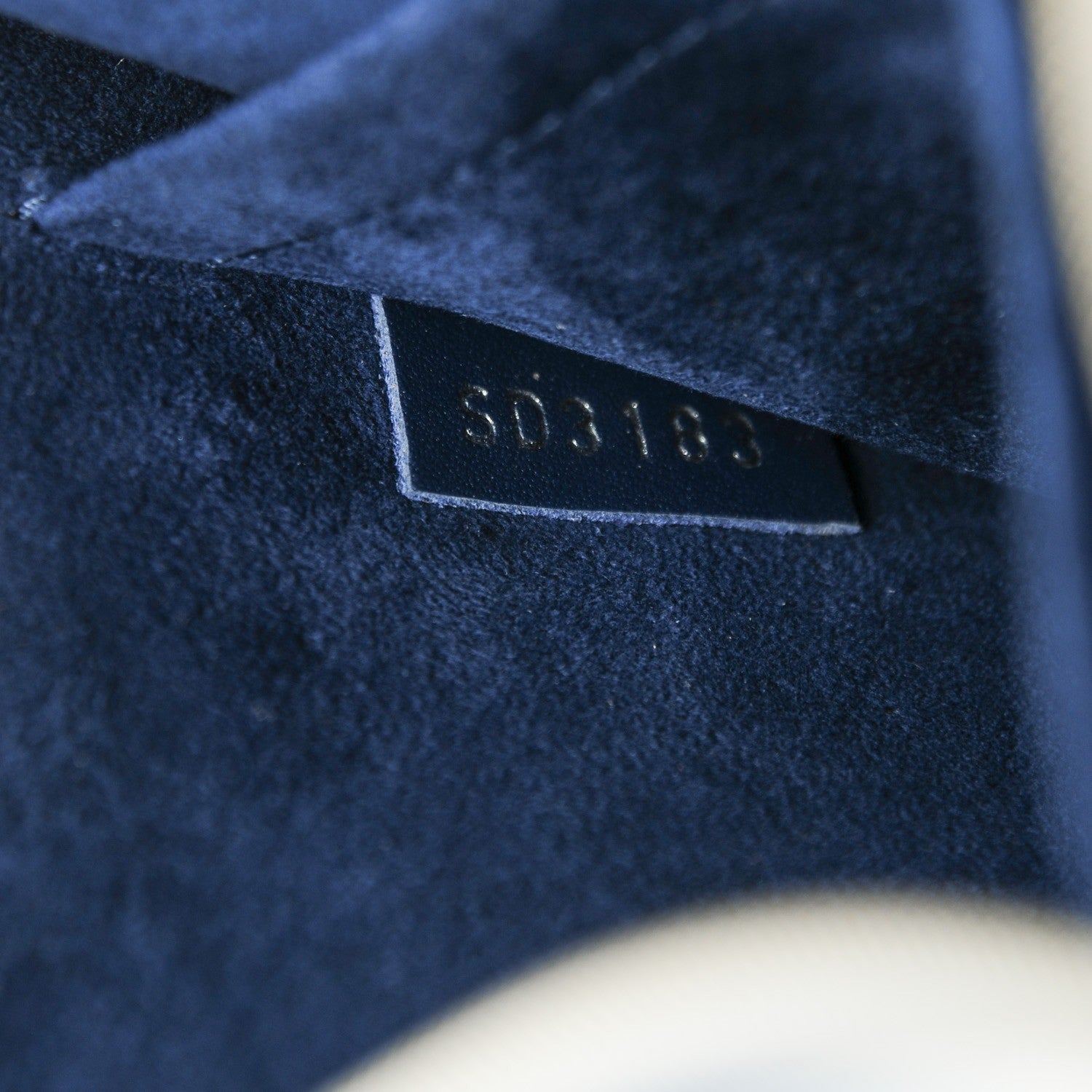 Louis Vuitton Epi Neverfull MM Indigo 9 of 9