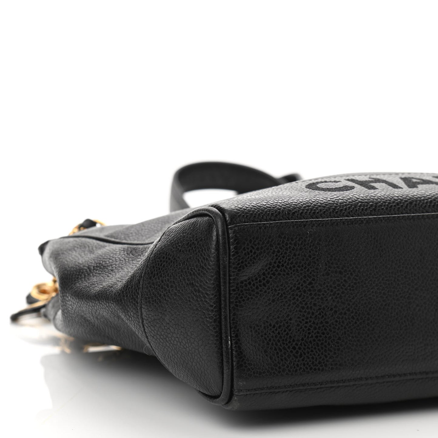 Caviar Shoulder Bag Black