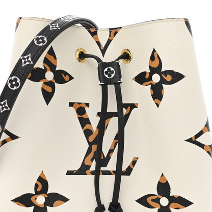 Louis Vuitton Monogram Giant Jungle NéoNoé Ivory 9 of 13