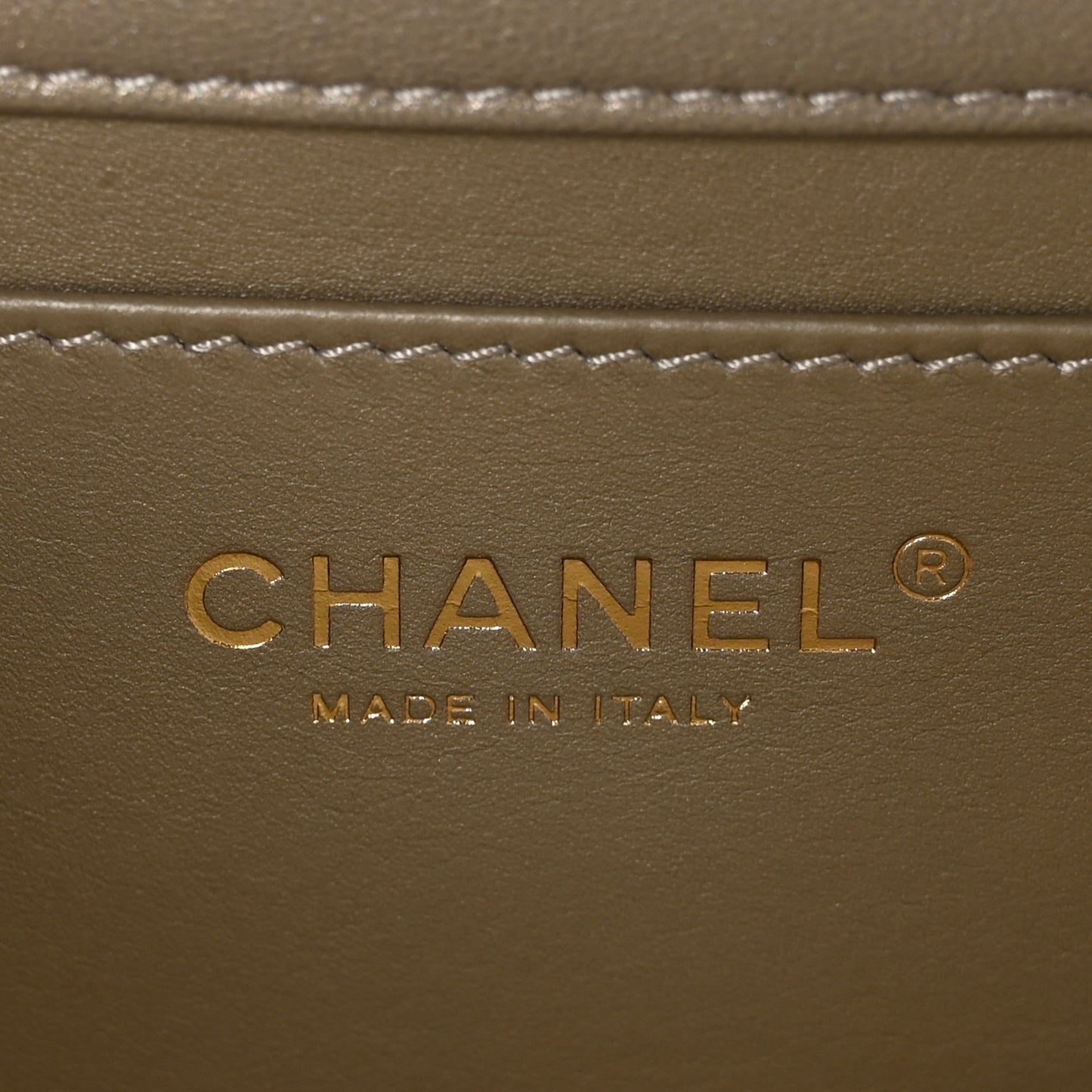 Lambskin Quilted Fantasy Pearl Flap Light Gold