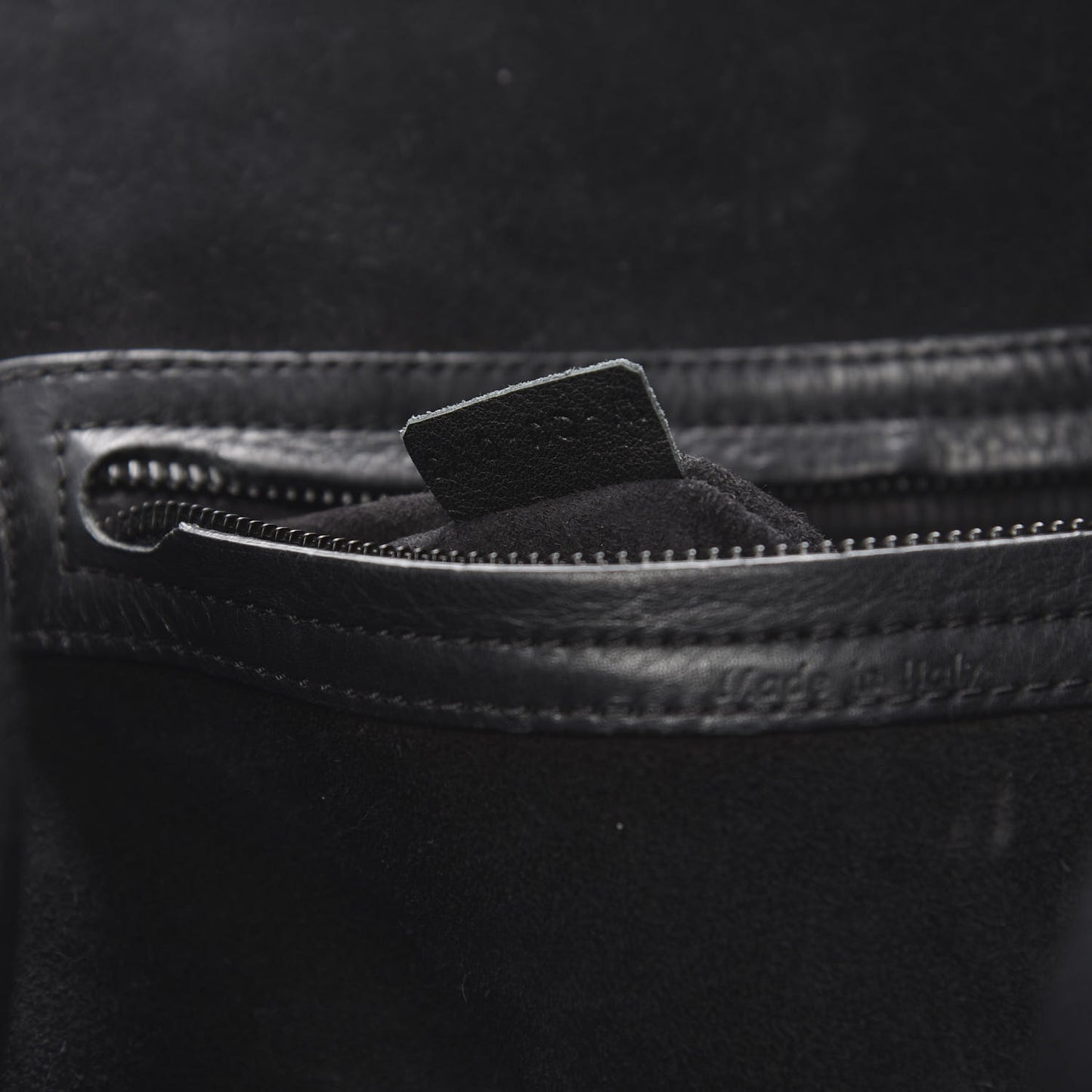 Supple Calfskin Medium Phantom Luggage Black