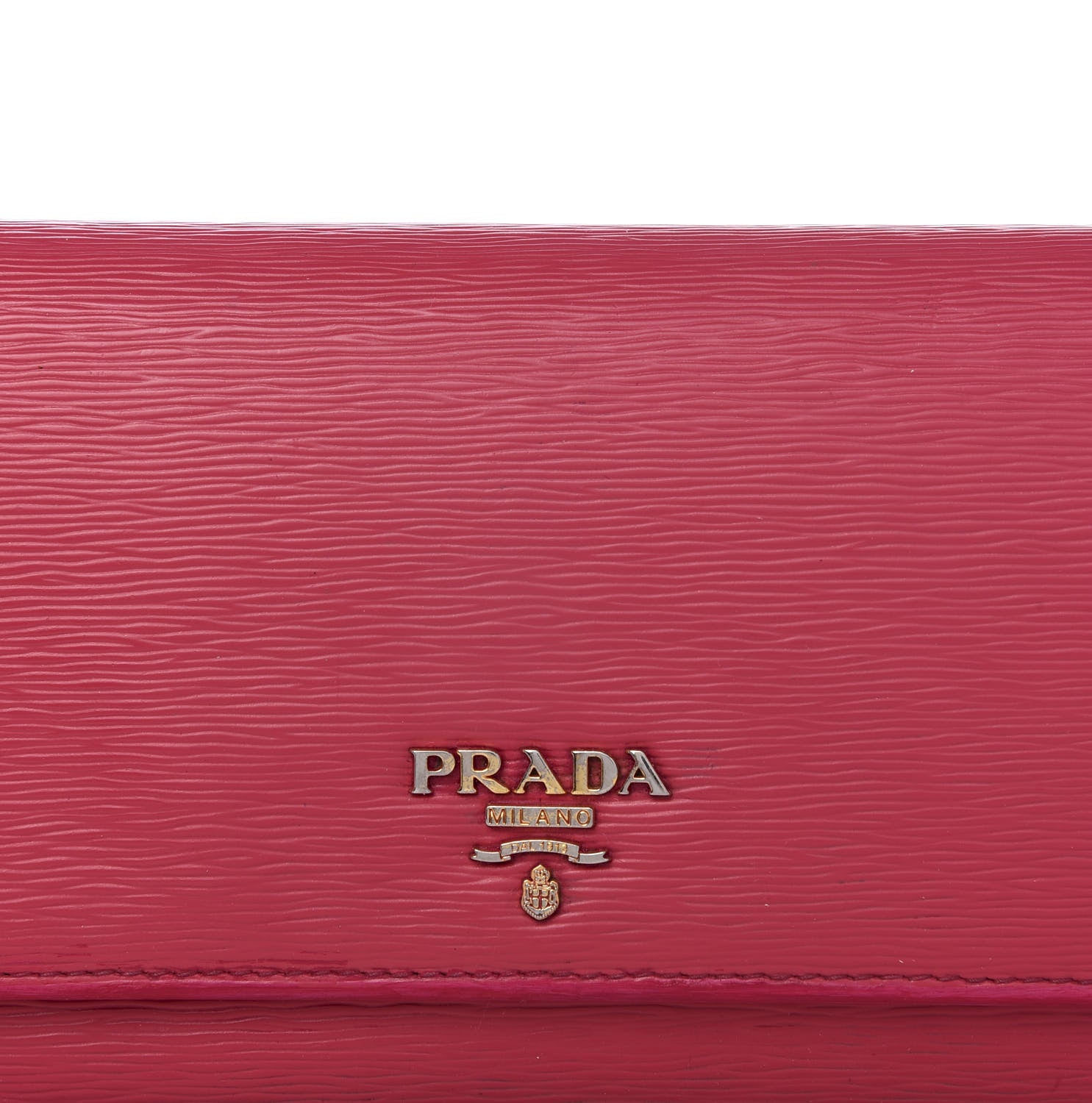 Prada Vitello Move Oro Chain Wallet 8 of 8