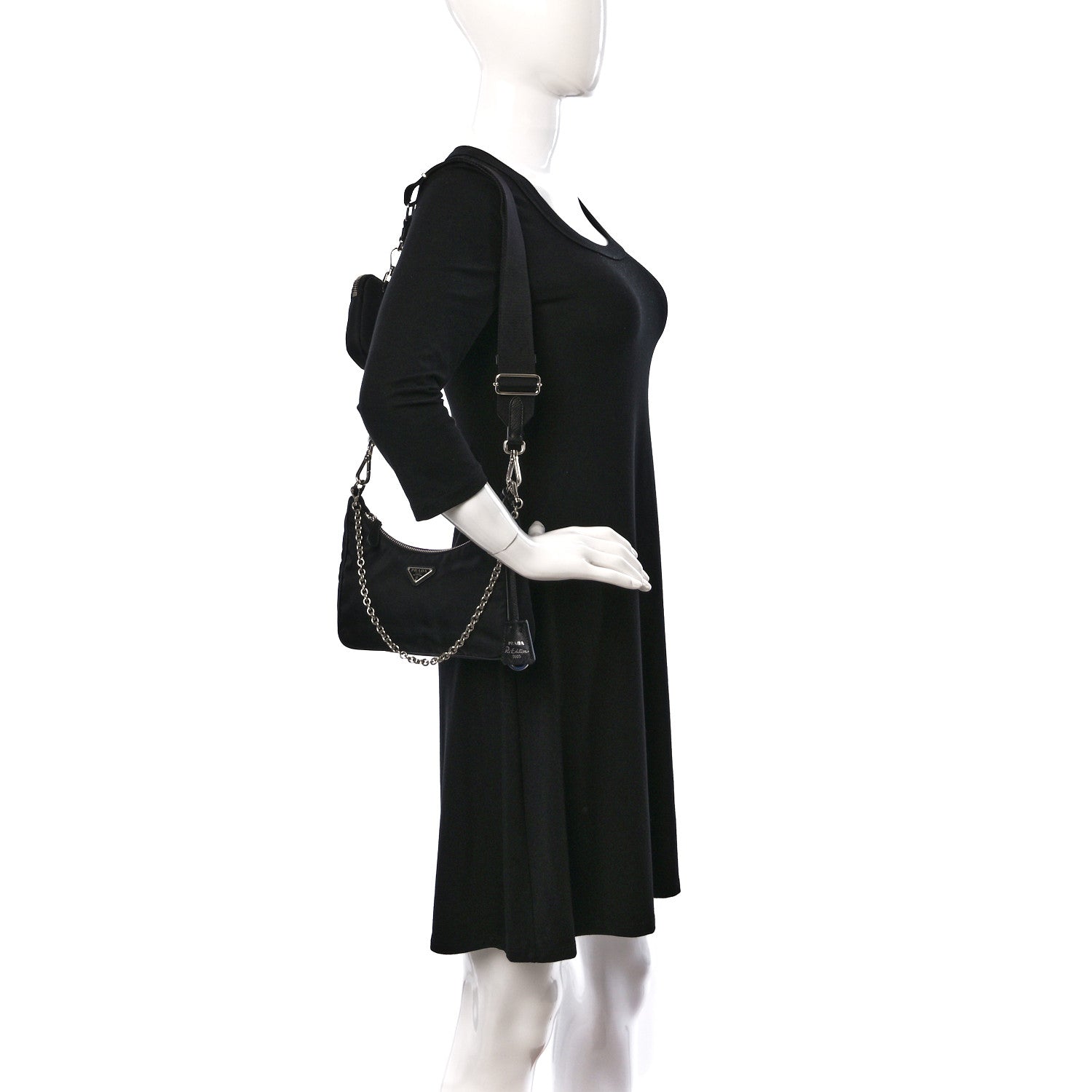 Prada Nylon Re-Edition 2005 Shoulder Bag Black 2 of 14