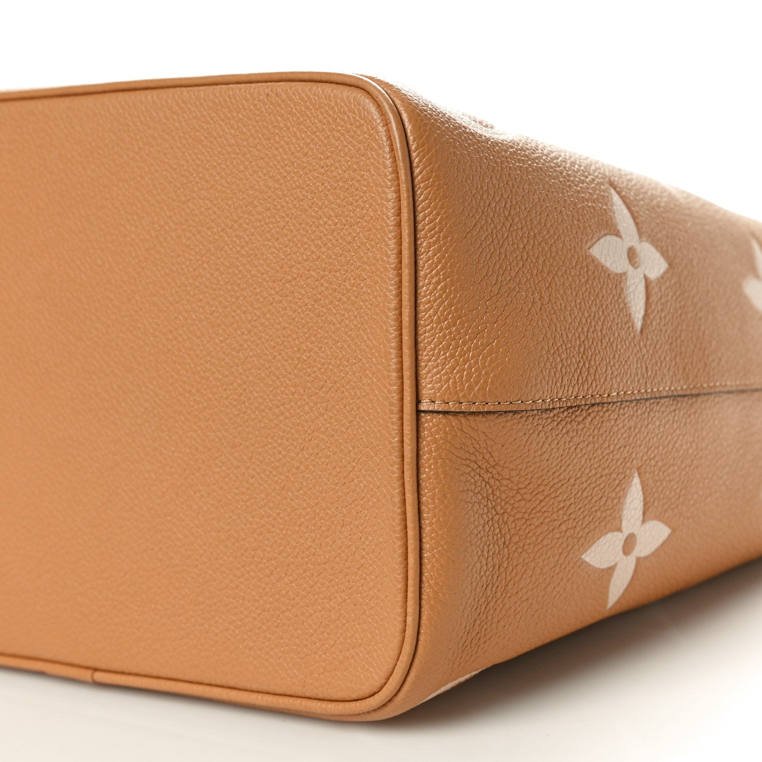 Louis Vuitton Empreinte Monogram Giant Neonoe MM Arizona Beige 10 of 10